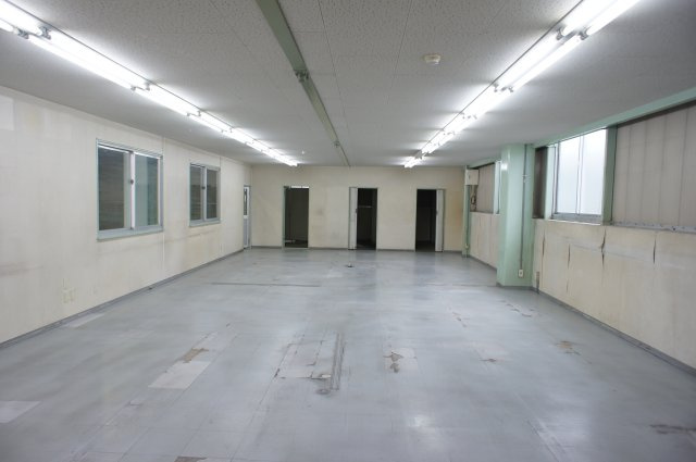 久保倉庫　有瀬北棟の内装