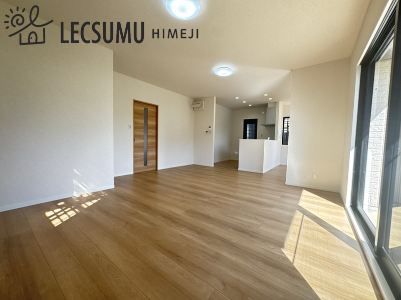姫路市白浜町寺家2丁目/中古戸建の居間・リビング