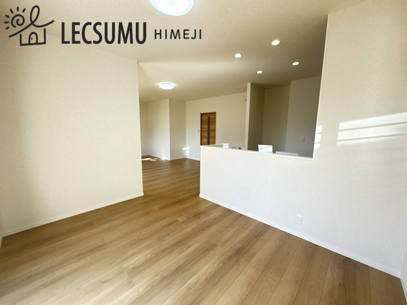 姫路市白浜町寺家2丁目/中古戸建の居間・リビング