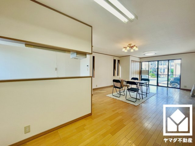 伏見区深草大亀谷古御香町の居間・リビング