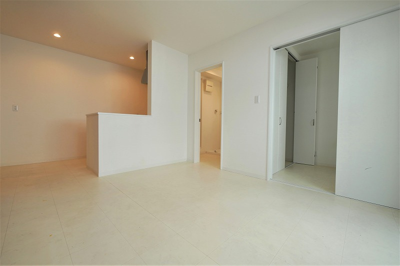 カーサ・バローレ江波二本松の居間・リビング|カーサ・バローレ江波二本松　102号