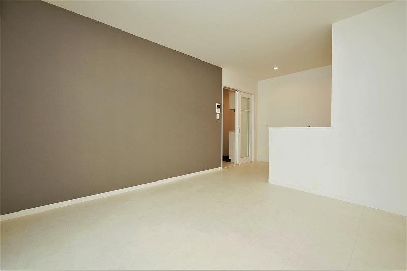 カーサ・バローレ江波二本松の居間・リビング|カーサ・バローレ江波二本松　102号