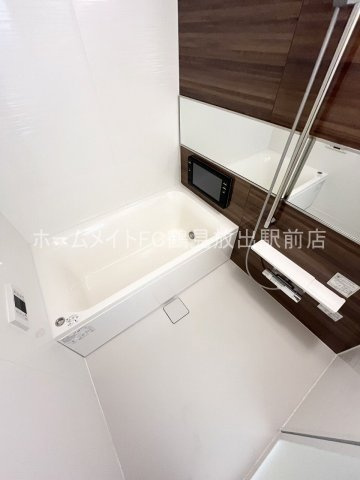 東大阪市長田中１丁目の賃貸マンションの浴室