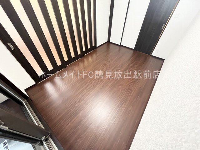 東大阪市長田中１丁目の賃貸マンションの洋室