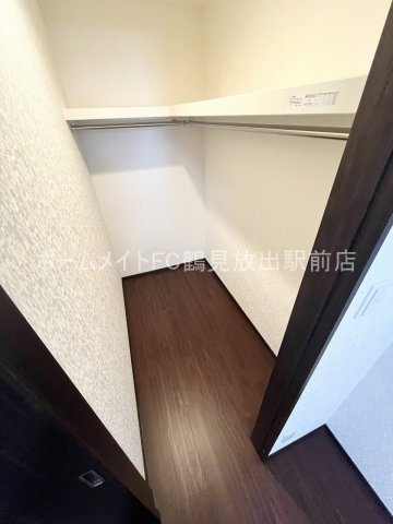 東大阪市長田中１丁目の賃貸マンションの収納