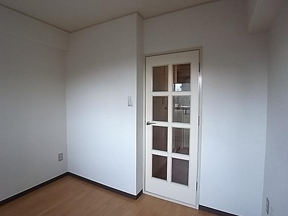 フルール岡本の居間・リビング