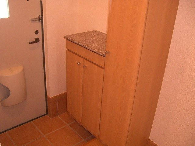 ソレイユ１番館の玄関|シンプルで使いやすい玄関です