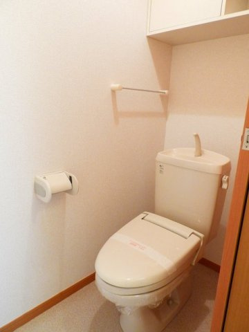 ソレイユ２番館のトイレ|シンプルで使いやすいトイレです