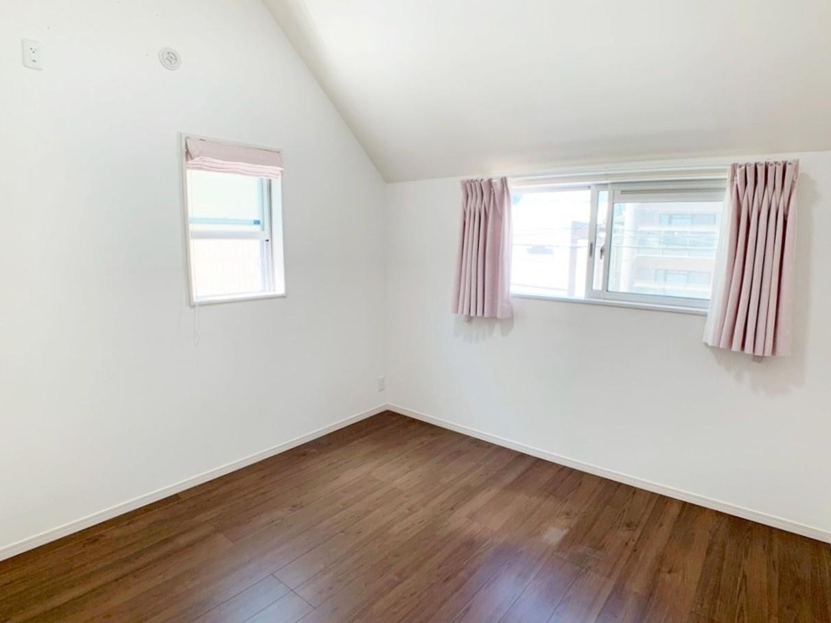 宮川町 一戸建の洋室