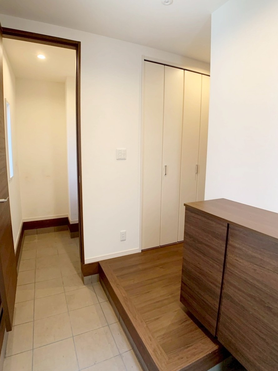 宮川町 一戸建の玄関