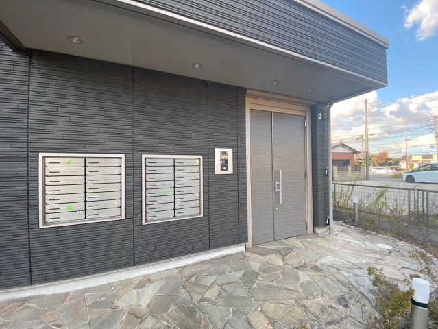 【エントランス】