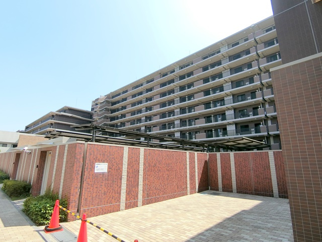 リージェントハウス大森西の外観