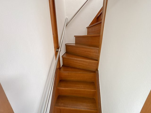 生駒市中菜畑2丁目貸家の内装