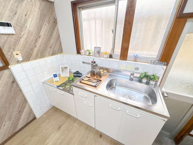 生駒市中菜畑2丁目貸家のキッチン