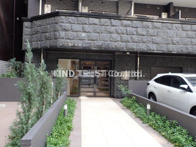 プレサンス天満橋チエロのエントランス|落ち着いたエントランスです