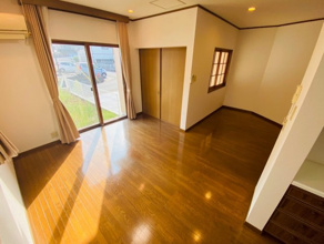 【居間・リビング】