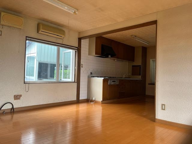 網走郡美幌町字三橋町1丁目戸建の居間・リビング