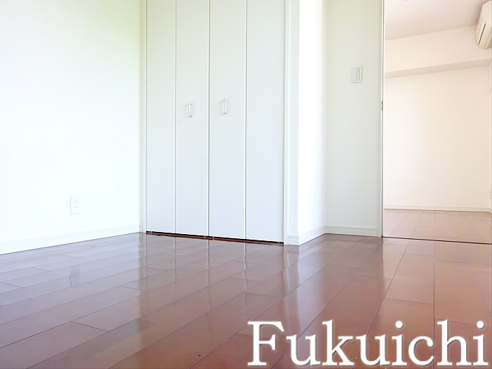 エスティメゾン都立大学の寝室