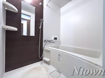 【浴室】 | GRANDTICスリジェ | 落ち着いた空間のお風呂です