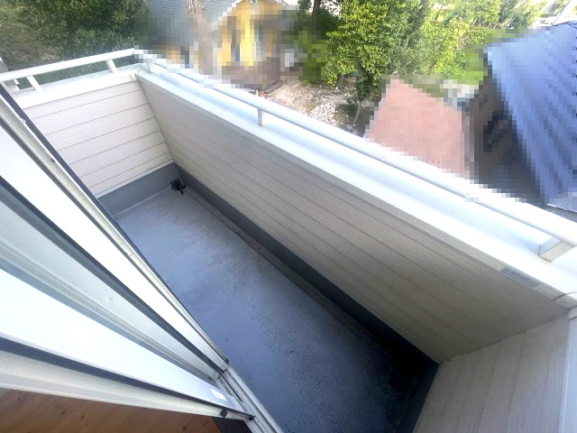 大津市北比良中古戸建のバルコニー