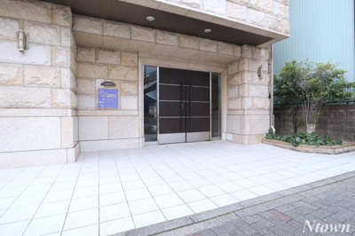 【エントランス】 | プレサンス金山グリーンパークス | ゆとりのあるエントランスです