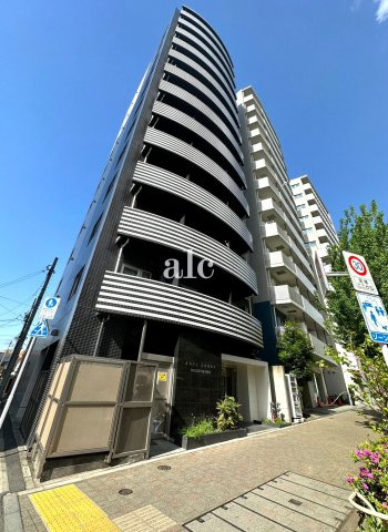 アジールコート西新宿の外観