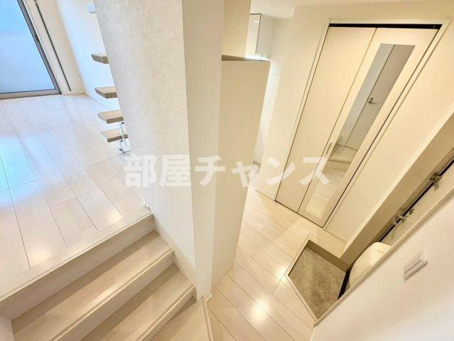 ディオステージ新栄の玄関