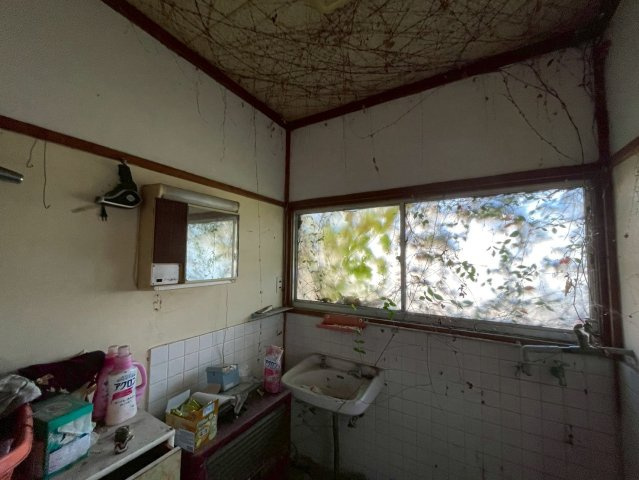 香取郡東庄町笹川い　中古戸建の洗面所