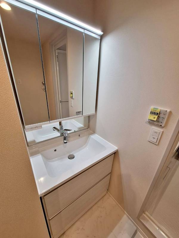 オカバ世田谷深沢ヘーベルメゾンの洗面所