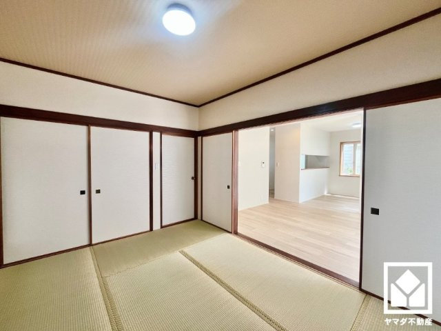 京田辺市花住坂３丁目の和室