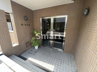 【エントランス】 | ラペルラ