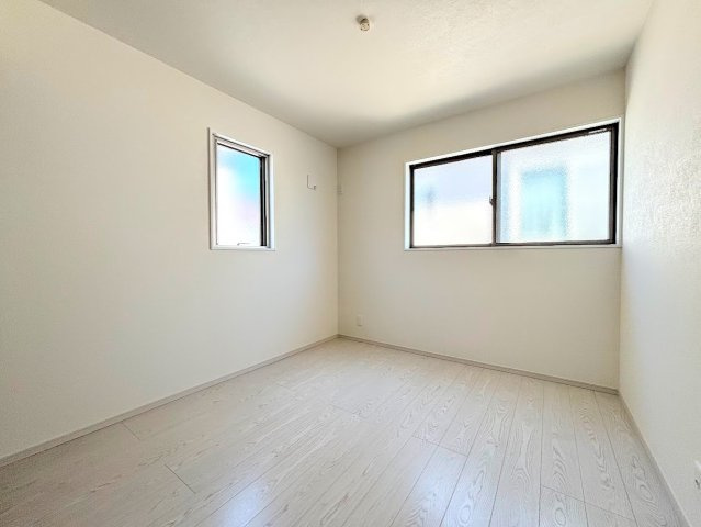 藤沢市高倉　新築戸建ての洋室|◆土・日・祝日は、当社スタッフによる現地案内会を実施しております。もちろん平日のご案内も可能です。お気軽にご相談ください！！
