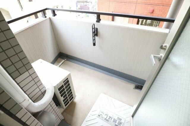 プライムアーバン番町のバルコニー