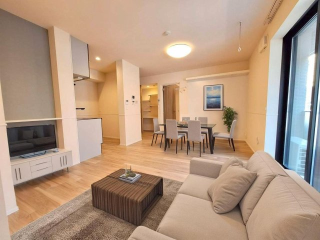 オカバ世田谷深沢ヘーベルメゾンの居間・リビング|※CG家具の為実際は家具・家電は付きません。