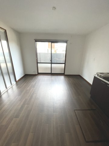 ソレイユ2号の居間・リビング