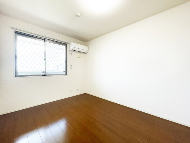 アーバンコート沖洲 二番館の居間・リビング