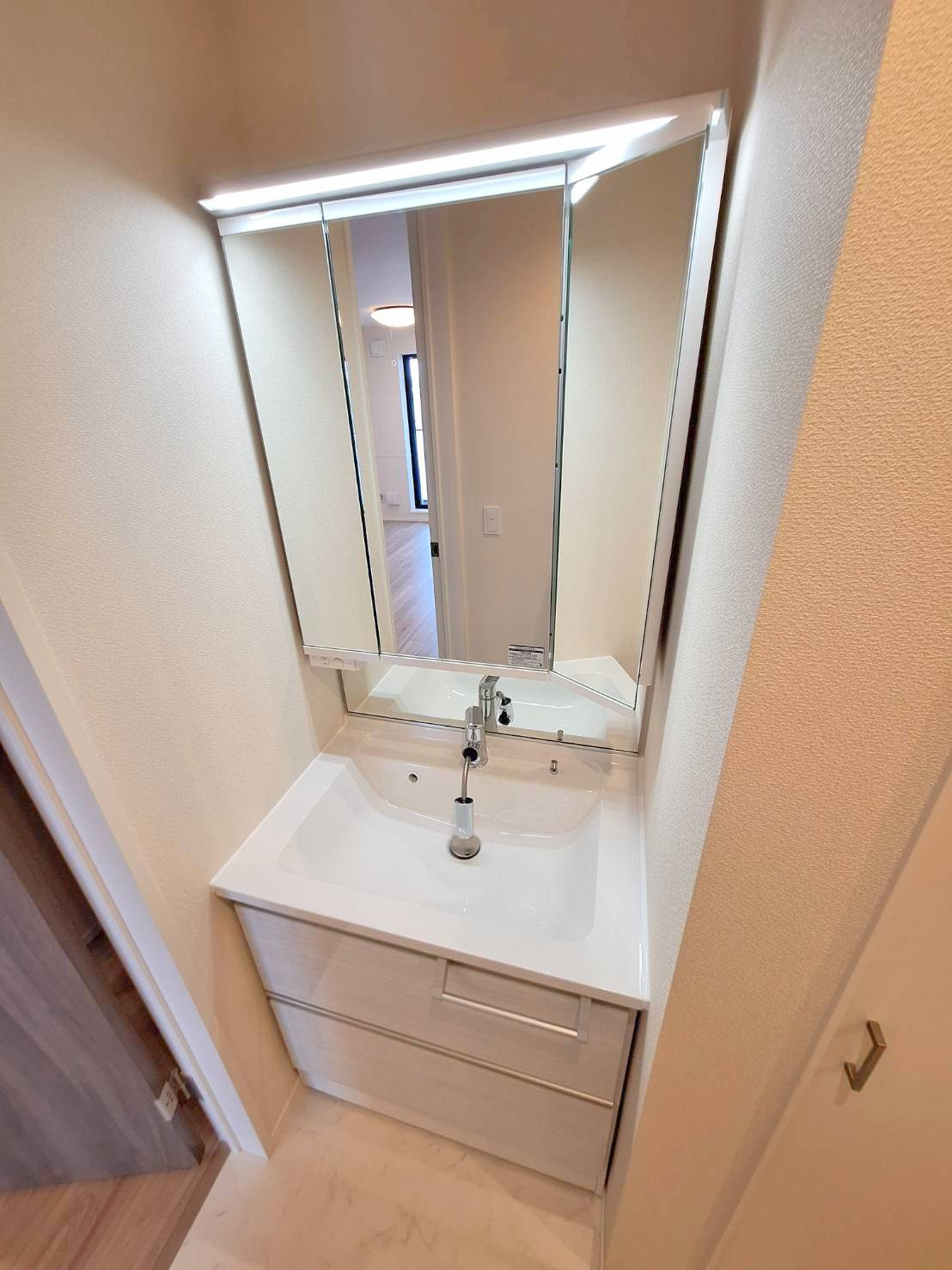 オカバ世田谷深沢ヘーベルメゾンの洗面所