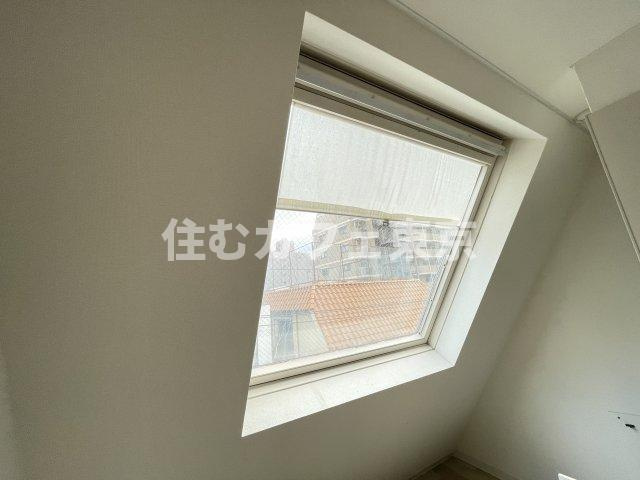 シャルムの展望|キッチンの後ろ側の窓です。