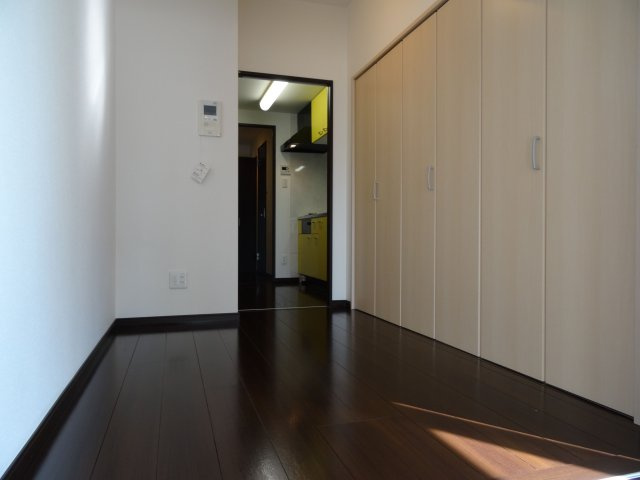 ソル・ド・中呉服の居間・リビング