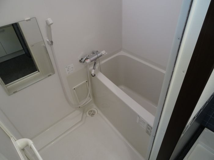 ソル・ド・中呉服の浴室