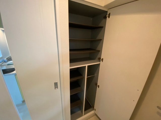 サヴォイセントオブガーデンの収納