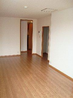 【居間・リビング】 | ラ・メールガーデン | 広々リビング