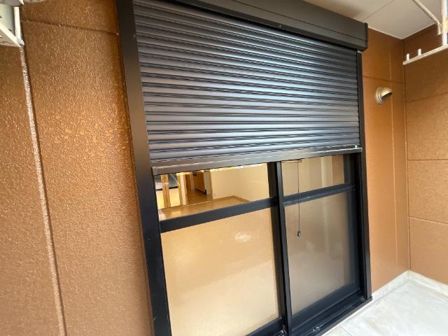 サンテラスの設備|シャッター