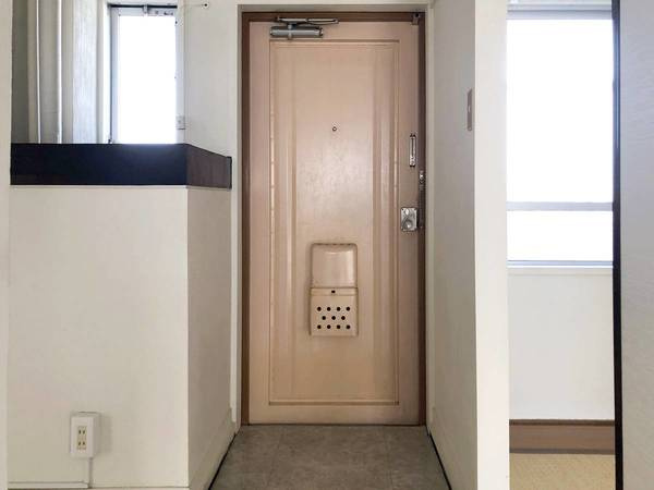 ビレッジハウス寺尾2号棟の玄関|ビレッジハウスの同一物件・同一タイプの間取りの写真です