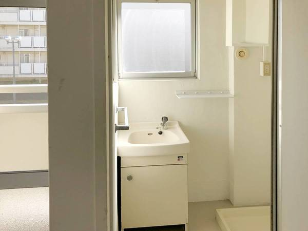 ビレッジハウス寺尾2号棟の洗面所|ビレッジハウスの同一物件・同一タイプの間取りの写真です