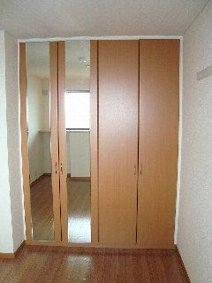 ラ・メールガーデンの収納|クローゼット