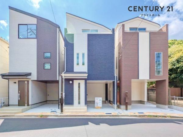 横浜市保土ケ谷区常盤台の新築一戸建の外観|堂々と完成しました！いつでもご案内可能です！
お車でご自宅まで送迎承ります。