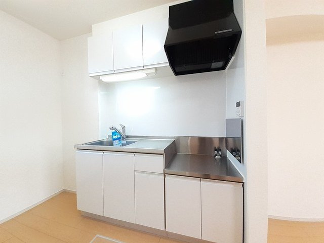 グランＭＩＫＩ手屋のキッチン|コンパクトなキッチンで掃除もラクラク