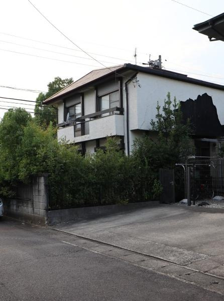 岐阜市宇佐２丁目の中古一戸建の前面道路含む現地写真