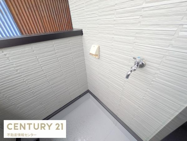 【バルコニー】 | 八幡屋２丁目　新築戸建 | ２階バルコニーには水栓とコンセント設置！